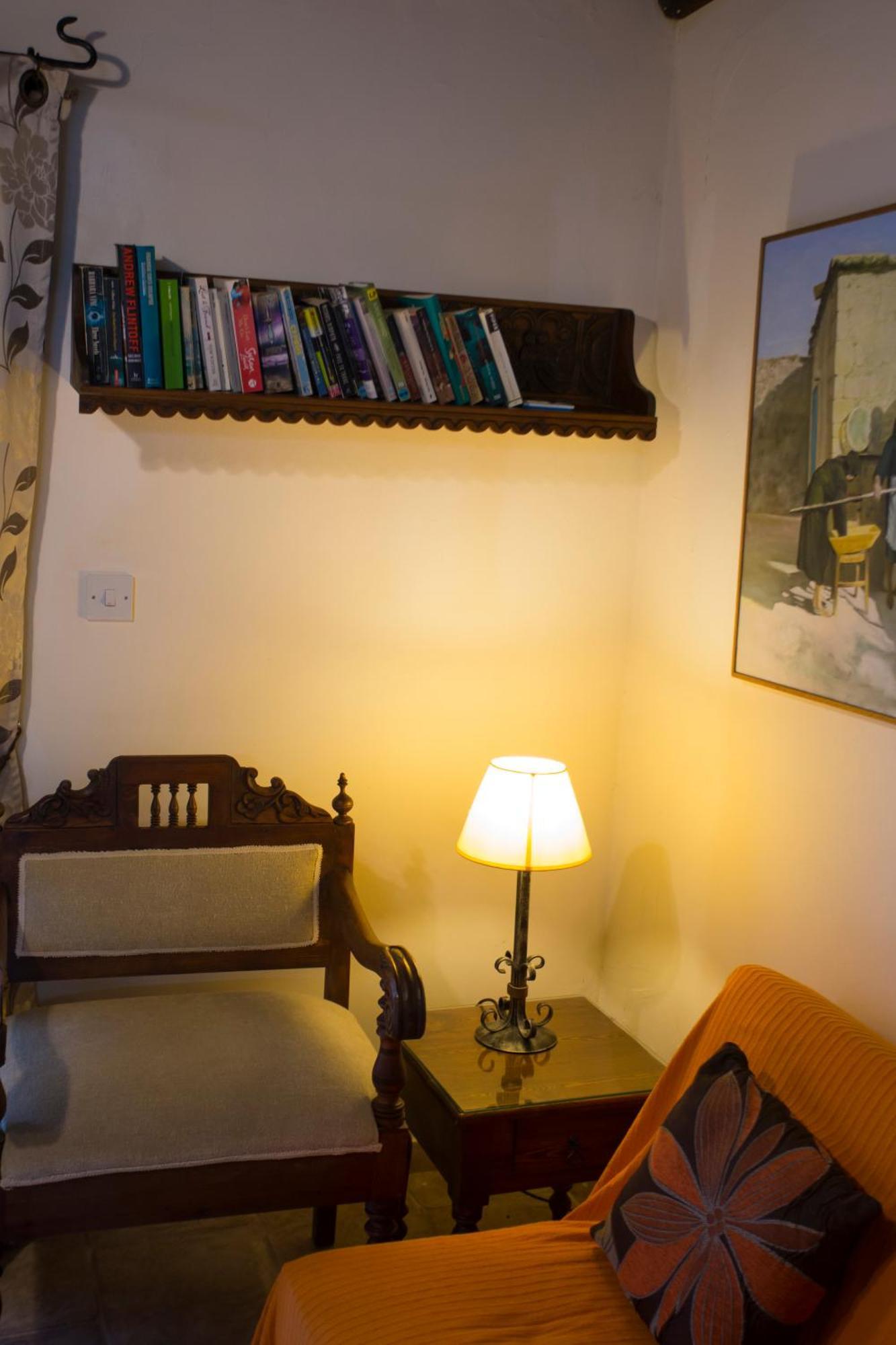 George Houses Pentakomo Room photo