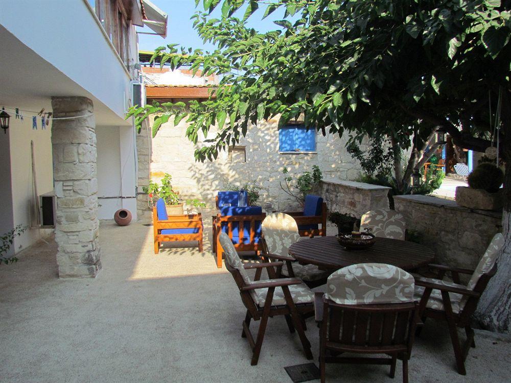 George Houses Pentakomo Exterior photo